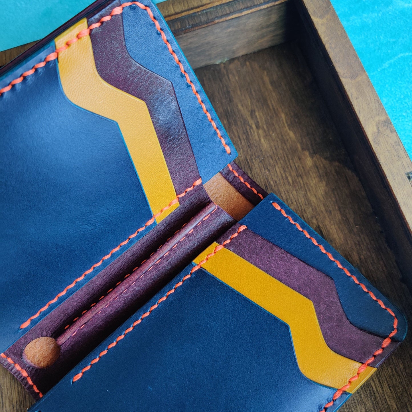 Vertical Leather Wallet, Cash Holder Leather Wallet, Bi-Fold Middle Wallet, Men Gift Wallet, Women Gift Wallet