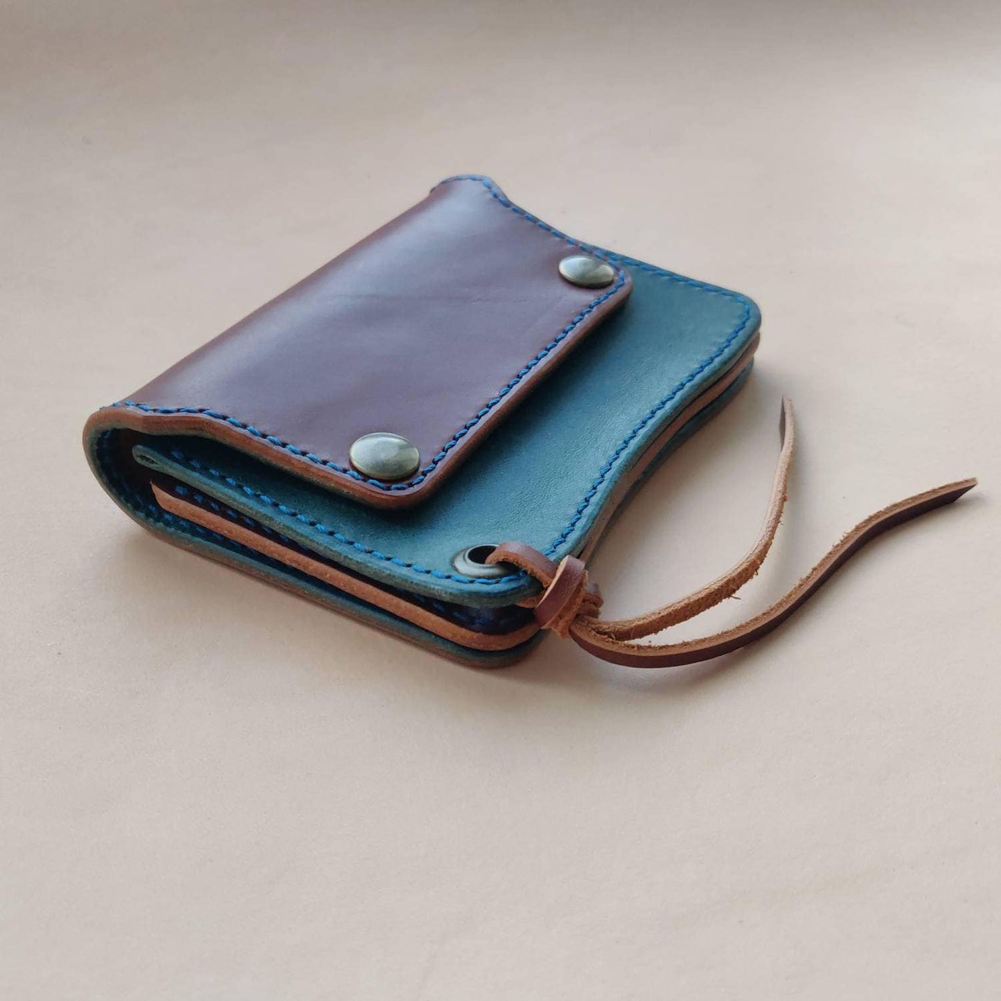 Short Trucker Wallet With A Ring For Chain Or Lanyard, Veg Tan Wallet, Stylish Wallet For Rider, Biker or Trucker