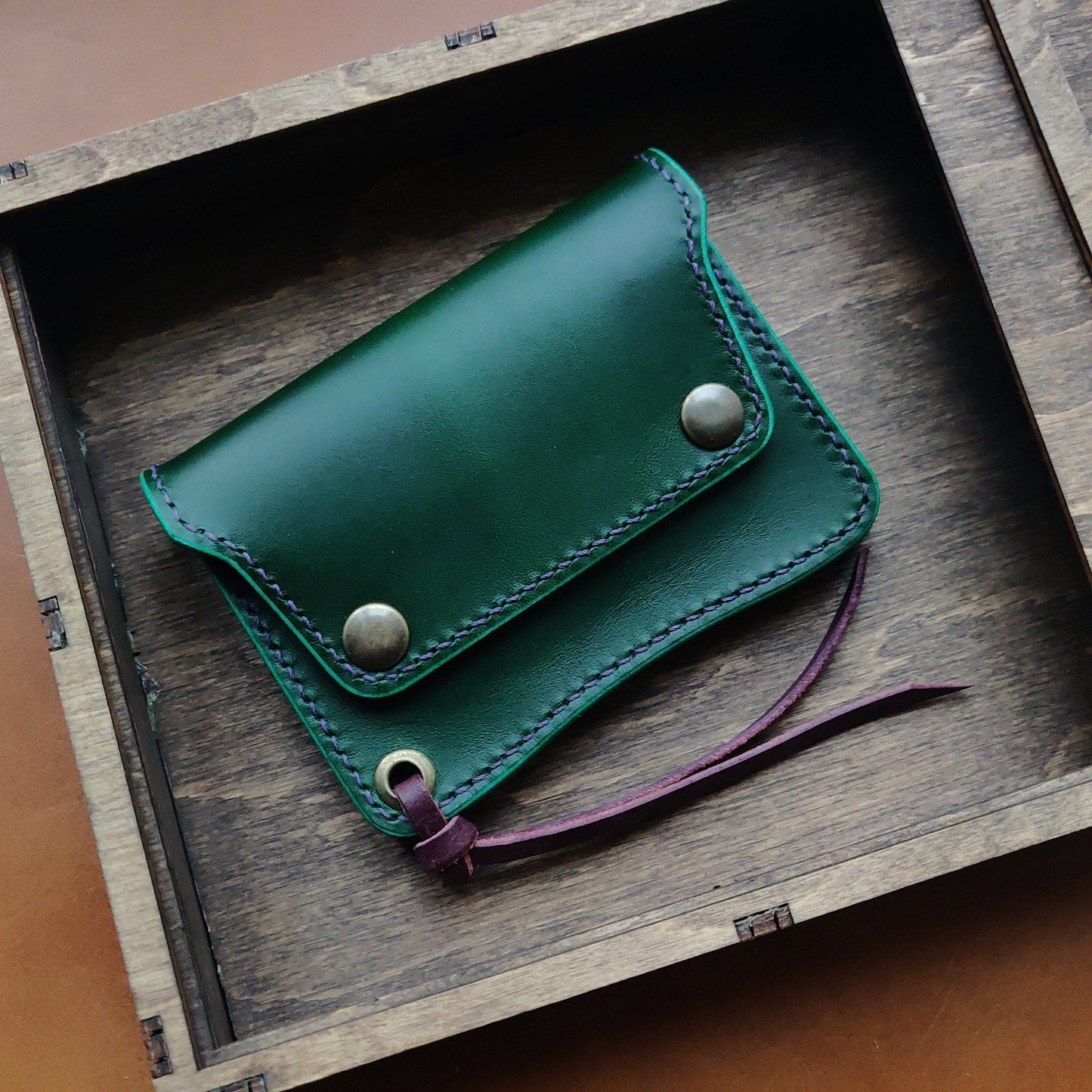 Short Trucker Wallet With A Ring For Chain Or Lanyard, Veg Tan Wallet, Stylish Wallet For Rider, Biker or Trucker