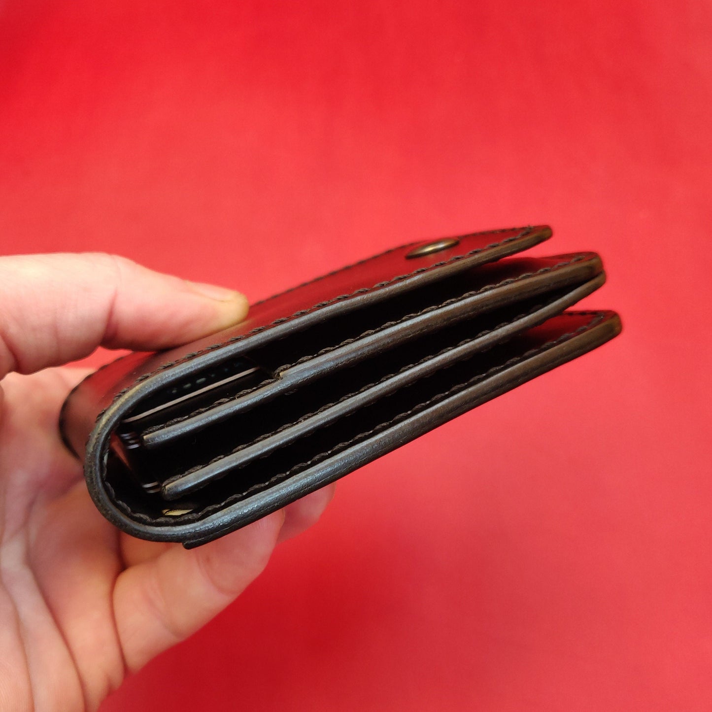 Leather vertical minimalist bifold EDC wallet