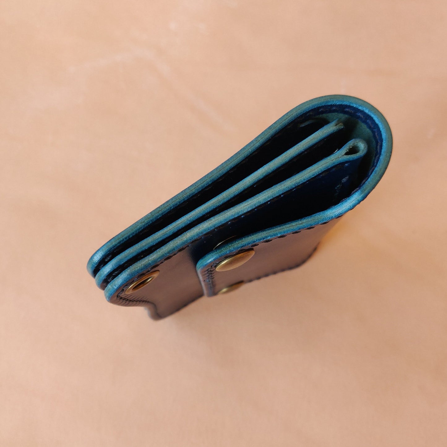 Short Trucker Wallet With A Ring For Chain Or Lanyard, Veg Tan Wallet, Stylish Wallet For Rider, Biker or Trucker